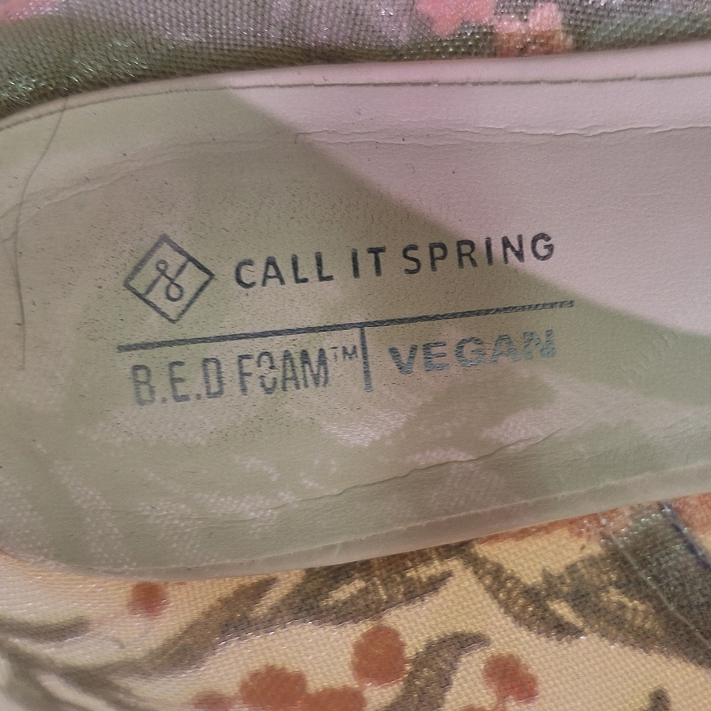 Call It Spring Women's Embroidered Mary Jane Flats - Cream and Pink - Picture 4 of 4